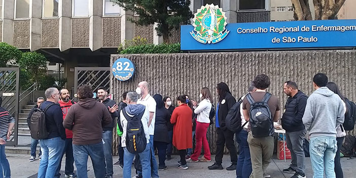 Funcionários do Coren SP entram em greve